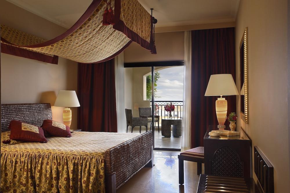 Jaz Belvedere Resort Sharm el-Sheikh Exterior foto A bedroom at the hotel