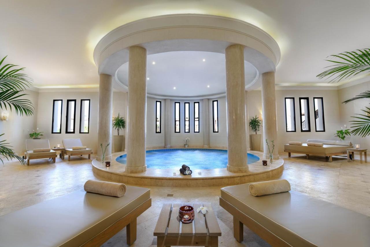 Jaz Belvedere Resort Sharm el-Sheikh Exterior foto Spa at the Four Seasons Hotel, Cairo