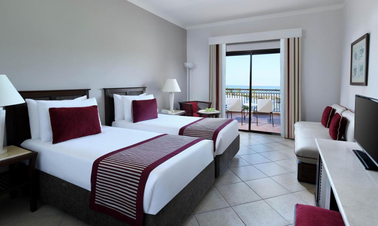 Jaz Belvedere Resort Sharm el-Sheikh Exterior foto A room at the Hilton Sharm El Sheikh