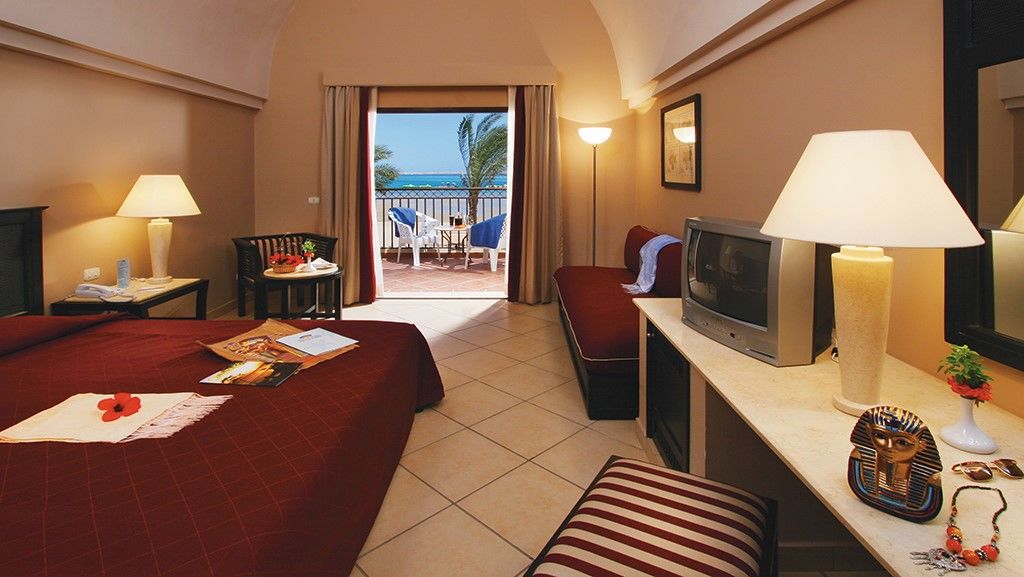 Jaz Belvedere Resort Sharm el-Sheikh Cameră foto A typical hotel room